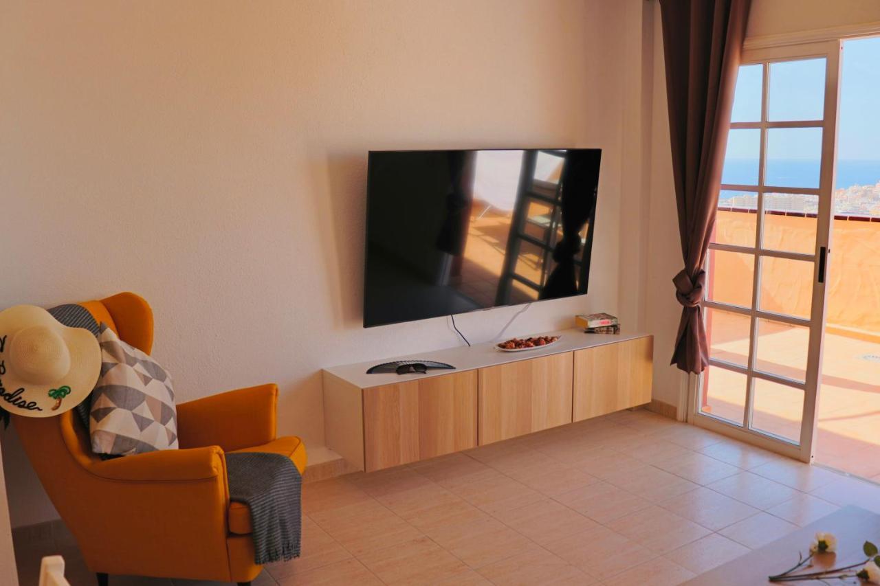 Appartement Sunset In The Heights Ocean View - Heated Pool à Los Cristianos  Extérieur photo